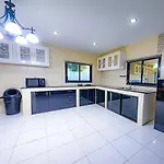 วิลล่า Soi 15 Thappraya Pool Villa- 5km To Jomtien