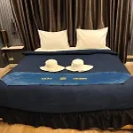 Merry Inn Suites Hotel Near Walking Street