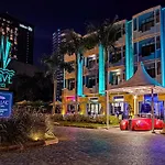 Wave Hotel Pattaya