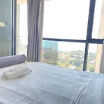 อพาร์ทเม้น The Andromeda Seaview Pattaya