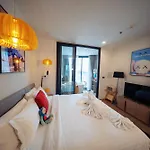 Apartment Edge Sea View Pattaya