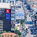 Edge Sea View Holiday Inn Pattaya Central