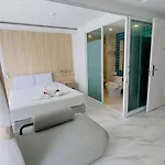 Hotel D Eco Wellness Center 5*