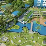 อพาร์ทเม้น Seaview - The Palm Wongamat - Beachfront 19 Floor *