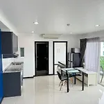 อพาร์ทเม้น Elegant & Living Pattaya