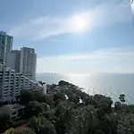 The Palm Wongamat - 2br Luxury Beachfront - Ocean View