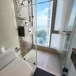 Apartment The Palm Wongamat - 2br Luxury Beachfront - Ocean View Pattaya