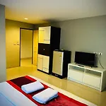 Vibe Inn Walking Street Pattaya