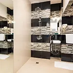 The Grand Oasis Villa