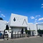 Inara Villa 4