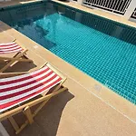 G Warmth Pool วิลล่า