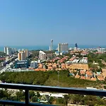 Supalai Sea View Luxury Room