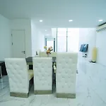 วิลล่า D9 Tagvilla Palm Spring In 8 Bedroom