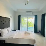 Majestic Seaside Private * Pattaya