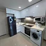 อพาร์ทเม้น The Palm Wongamat - 1br Luxury Beachfront - Ocean View - 32 Floor Pattaya
