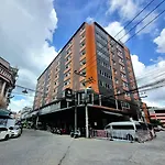 Hotel The Grand Day Night