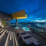 Edge Central Pattaya Luxury Apartment For Relax