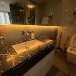 Breath Taking Sea View - Luxury Living อพาร์ทเม้น *