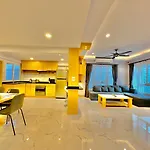 Tagvilla Suksabai In 04 Bedroom Pattaya
