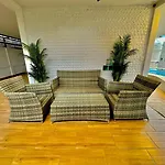 วิลล่า Tagvilla Suksabai In 04 Bedroom