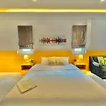 วิลล่า Tagvilla Suksabai In 04 Bedroom *