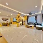 Tagvilla Suksabai In 04 Bedroom Pattaya