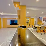 วิลล่า Tagvilla Suksabai In 04 Bedroom Pattaya