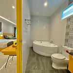 วิลล่า Tagvilla Suksabai In 04 Bedroom Pattaya