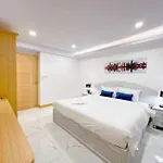 วิลล่า Tagvilla Suksabai In 04 Bedroom Pattaya