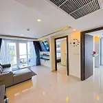 Grand Avenue By Monthstayz Thailand