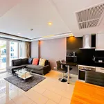 อพาร์ทเม้น Grand Avenue By Monthstayz Thailand Pattaya