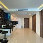 อพาร์ทเม้น Grand Avenue By Monthstayz Thailand Pattaya