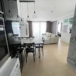 2 Bedrooms Near อพาร์ทเม้น Pattaya