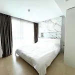 2 Bedrooms Near Pattaya Beach