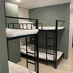 Hood Apartment