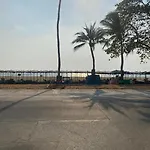 Hood * Pattaya
