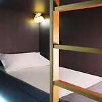 Hood Apartment