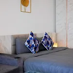 Jomtien Beachside At View Talay5 *