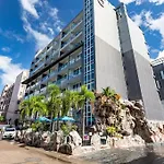 อพาร์ทเม้น Large Luxury - Centre - Centara Avenue, Pool View - 217