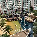 Apartment With Waterpark