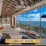 Luxury 80sqm Beachfront 2 Bedroom With Views อพาร์ทเม้น *