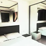 Elegant Appartement Avec Balcon, Piscine & Sauna