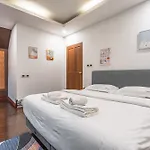 Thai 3b Near Hollywood * Pattaya