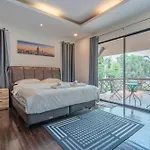 Thai 3b Near Hollywood Pattaya