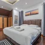 Thai 3b Near Hollywood วิลล่า Pattaya