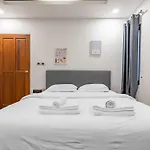 Thai 3b Near Hollywood * Pattaya