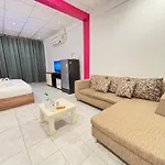 Charm Hotel 3*