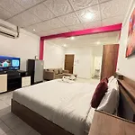 Hotel Charm 3*
