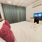 Hotel Charm 3*