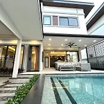 Zensiri Brand New Luxury Pool Villa